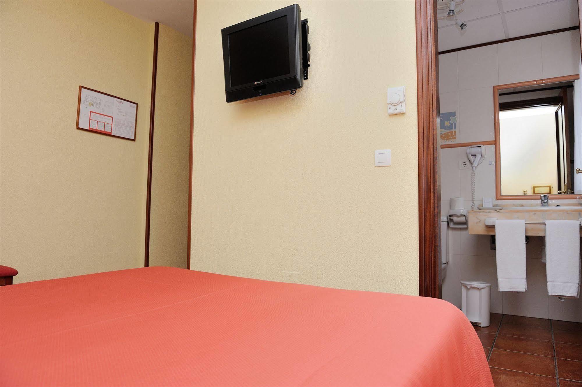 Hostal Jayma Salobrena Luaran gambar